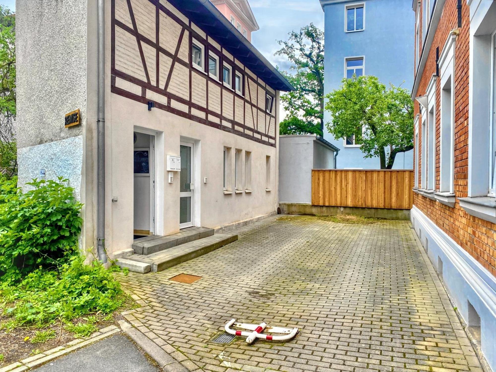 Die Remise Mit Kostenlosem Parkplatz Direkt Vor Der Tuer Erfurt Dış mekan fotoğraf